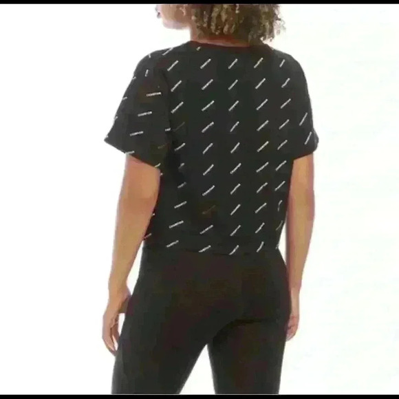 New Champion Women’s Logo-Print Cropped T-Shirt Size M - Picture 3 of 13